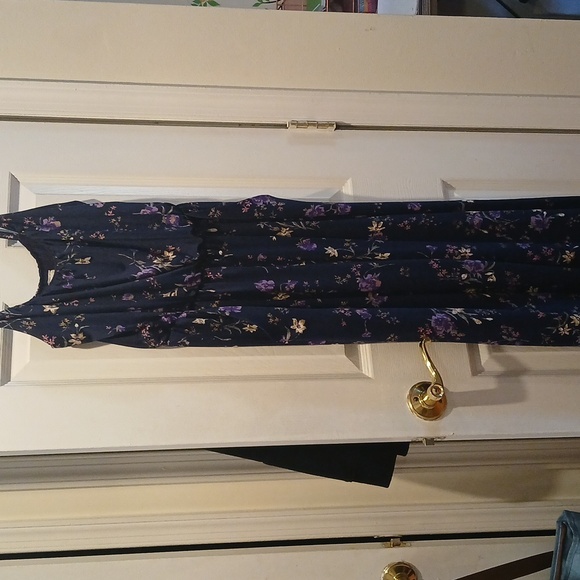 Womens jumpsuit ✨️ - Picture 1 of 7